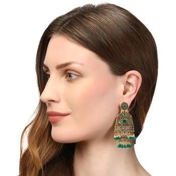 Women gold-plated handcrafted stone studded jhumki 3