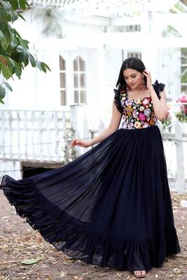 Trending blue faux blooming gown with thread embroidery work 2