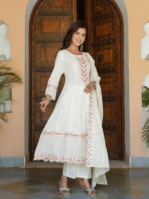 Yufta women cream schffli cut work anarkali kurta with trouser & dupatta 2