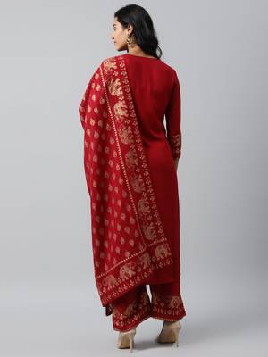 Yufta women maroon and golden pure cotton solid kurta with palazzos and dupatta 3