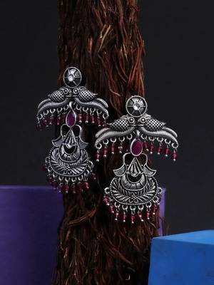 Oxidised pink stone-studded pearl-tessel peacock-temple earrings 1