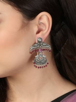 Oxidised pink stone-studded pearl-tessel peacock-temple earrings 3