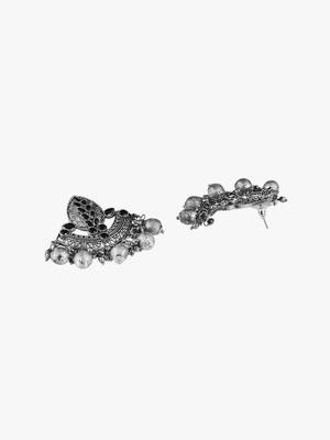 Oxidised black stone-studded pearl-tessel drop earrings 4