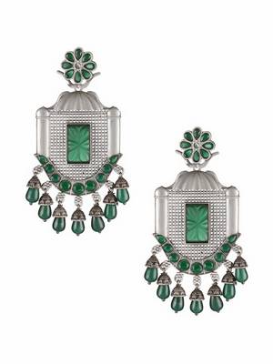 Oxidised green stone-studded pearl-tessels earrings 5