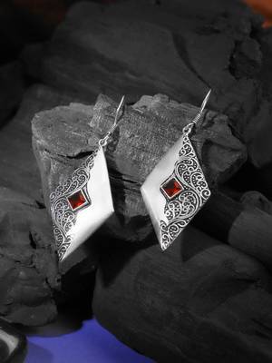 Silver-plated red stone-studded earrings 1