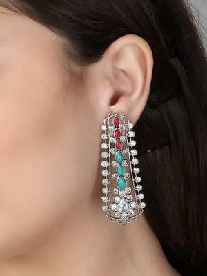 Oxidised kundan-sudded stone-studded earrings 3