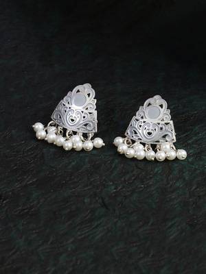Silver-plated pearl-beaded handcrafted earrings 1