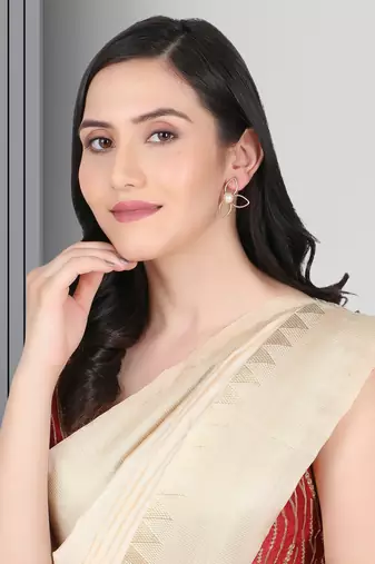 Gold-plated leaf design handcrafted earrings