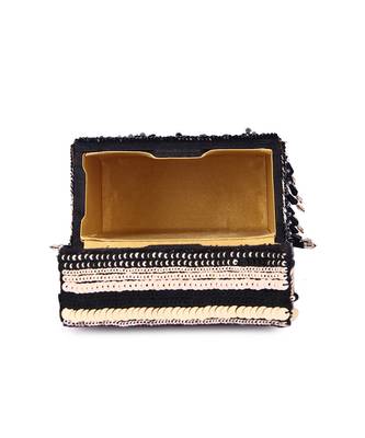 Black ring shone clutch 4