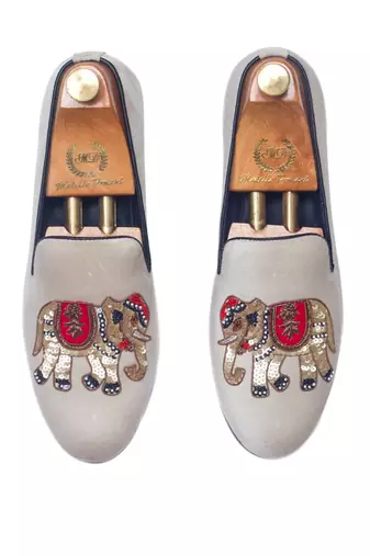 Cream maharaja slipons