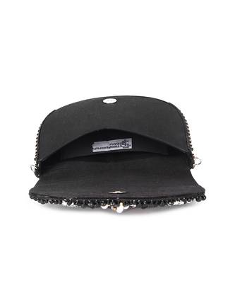 Black d shaped clutch 4
