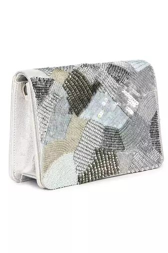 Silver zing clutch