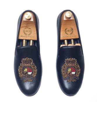 Black regal crest slipons 4