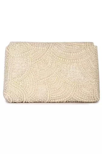 White tessellation white pearl clutch
