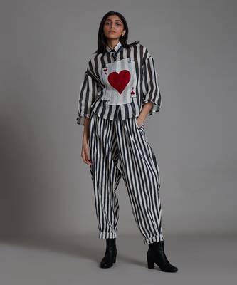 Black stripe ikka linen shirt 1