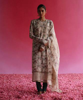 White aacho kurta set 1