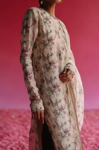 White aacho kurta set