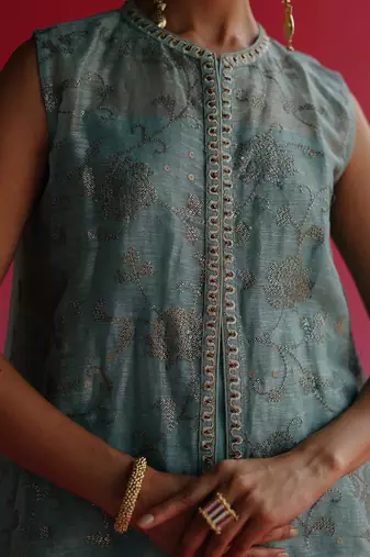 Blue pushti kurta set