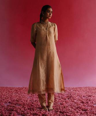 Gold sudha kurta set with dupatta 2