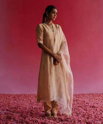 Gold sudha kurta set with dupatta 4