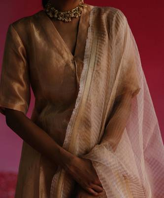 Gold sudha kurta set with dupatta 5