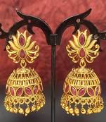 Maroon matte gold earring