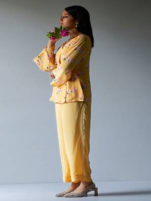 Yellow Crepe Silk Printed Co-ord Set With Detailing Lace Work on Bottom Seam Line 1