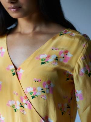 Yellow Crepe Silk Printed Co-ord Set With Detailing Lace Work on Bottom Seam Line 4