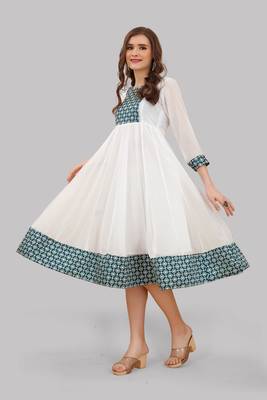 White kurti, emboridered ,anarkal,round neck,floral print kurti 4