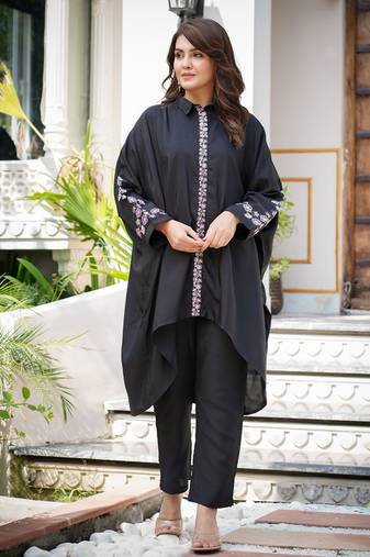 Yufta-black embroidery oversized asymmetric co ord