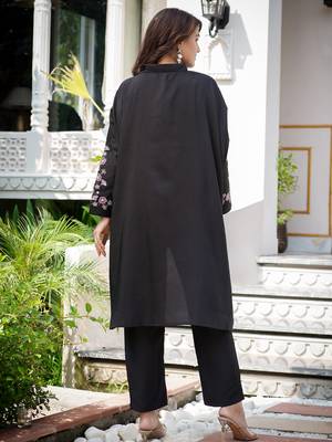 Yufta-black embroidery oversized asymmetric co ord 3