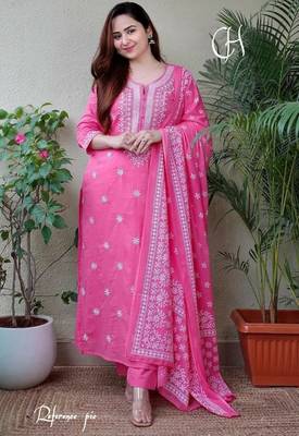 Pink Embroidery Work Straight Kurti with Pant & Dupatta 5
