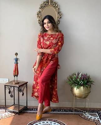 Multicolor flora printed Nyra Cut kurti with Pant  1