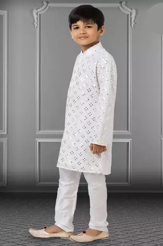 Chikankari Embroidered Kurta Pyjama For Boy's