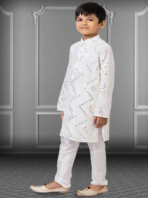 Chikankari Embroidered Kurta Pyjama For Boy's 2