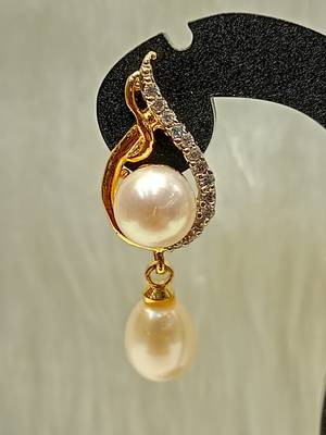 Mannat raj pearls and jewellers natural pearls designer danglers 3