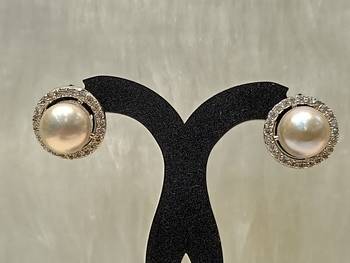 Mannat raj pearls and jewellers natural pearls designer studs 1