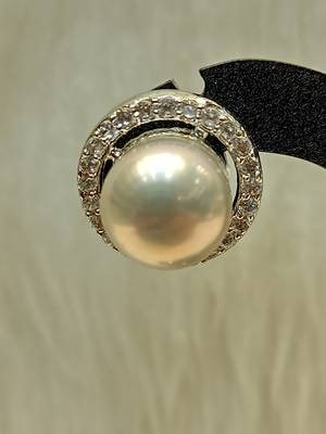 Mannat raj pearls and jewellers natural pearls designer studs 2