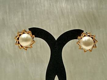 Mannat raj pearls and jewellers natural fresh water hyderabadi beautiful pearls studs 4