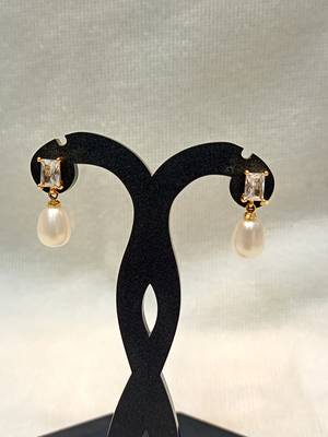 Mannat raj pearls and jewellers natural hyderabadi exclusive danglers 1