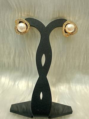 Mannat raj pearls and jewellers natural hyderabadi charming studs 1