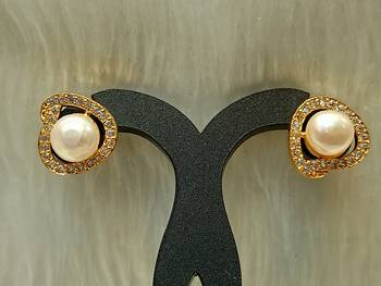 Mannat raj pearls and jewellers natural hyderabadi charming studs 4