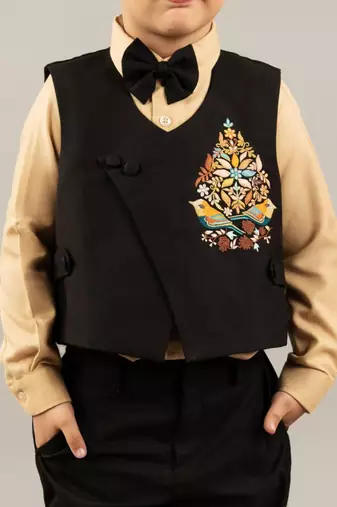Black embroidery boota waist coat set