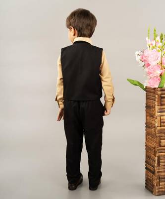Black embroidery boota waist coat set 4
