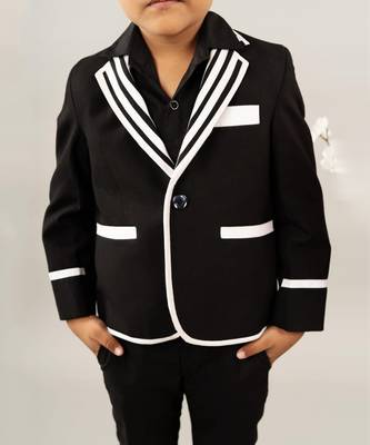 Black with stylish stripe tuxedo set 3