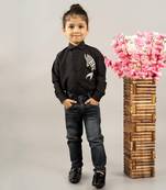 Black hand fish embroidery full shirt