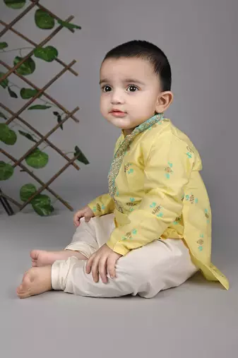 Yellow honey bee printed kurta set
