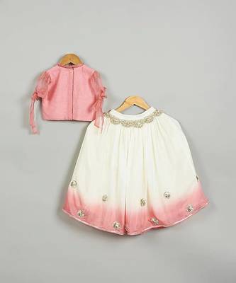 Pink shaded embroidered ghagara set 3