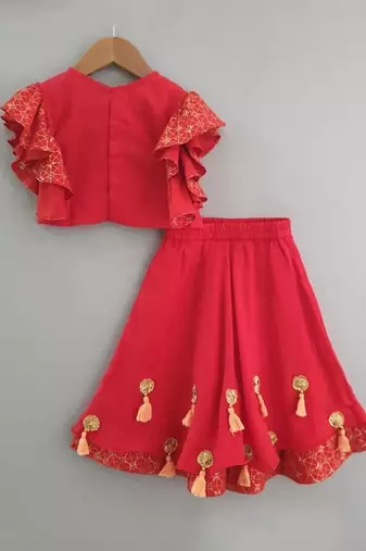 Red embroidered ghagara set