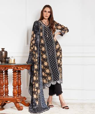 Black crepe & chiffon printed kurta set 1